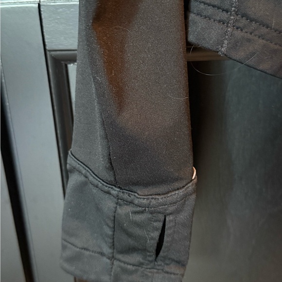 Women's Brooks Reflective Full Zip Black Running Jacket, Small, Fair Condition - Picture 9 of 13